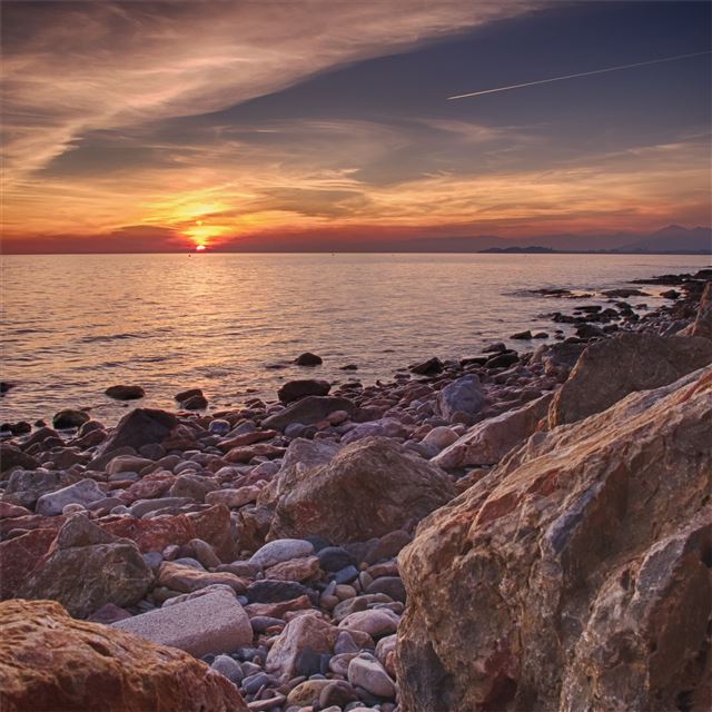 2048x2048 ocean during sunset 4k - ocean iPad Air Wallpaper