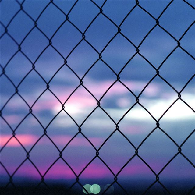 2048x2048 Fence Bokeh - bokeh iPad Air Wallpaper