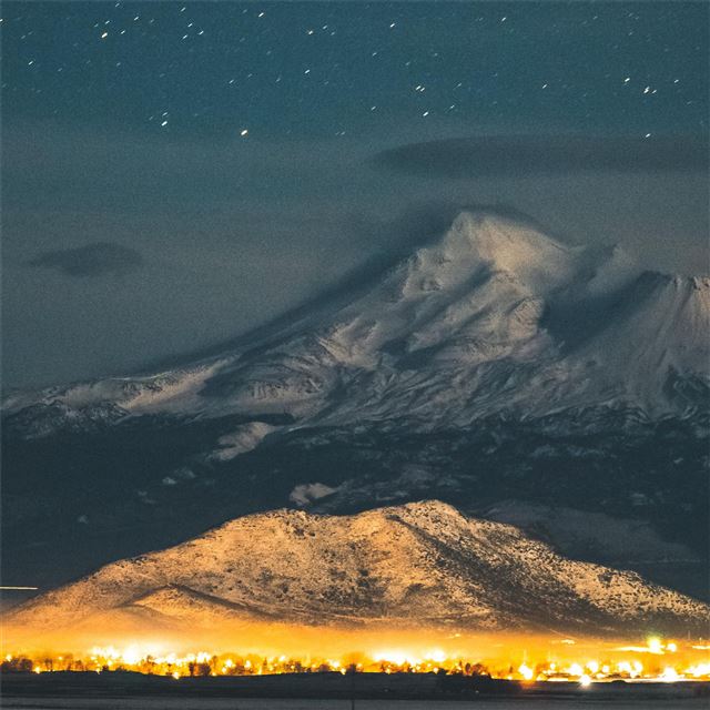 2048x2048 mount shasta - california iPad Air Wallpaper