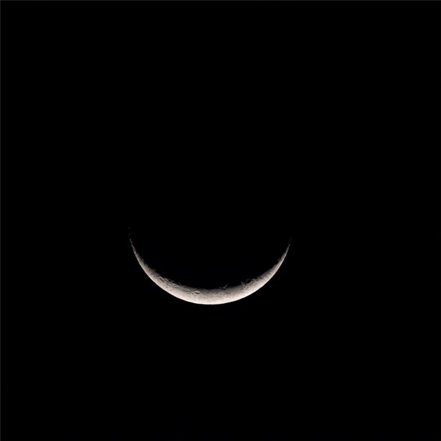 2732x2732 lunar moon dark 5k - dark (black) iPad Pro Wallpaper
