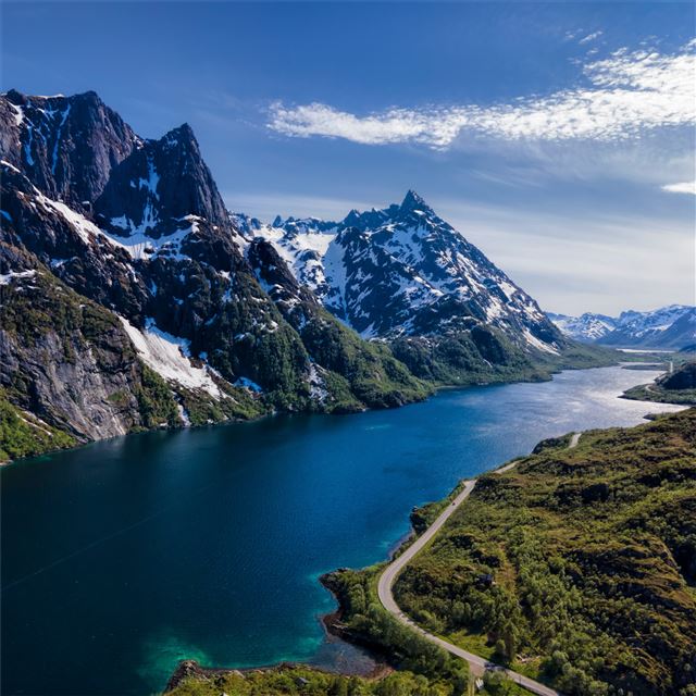 2732x2732 norway lofoten mountains 4k -  iPad Pro Wallpaper