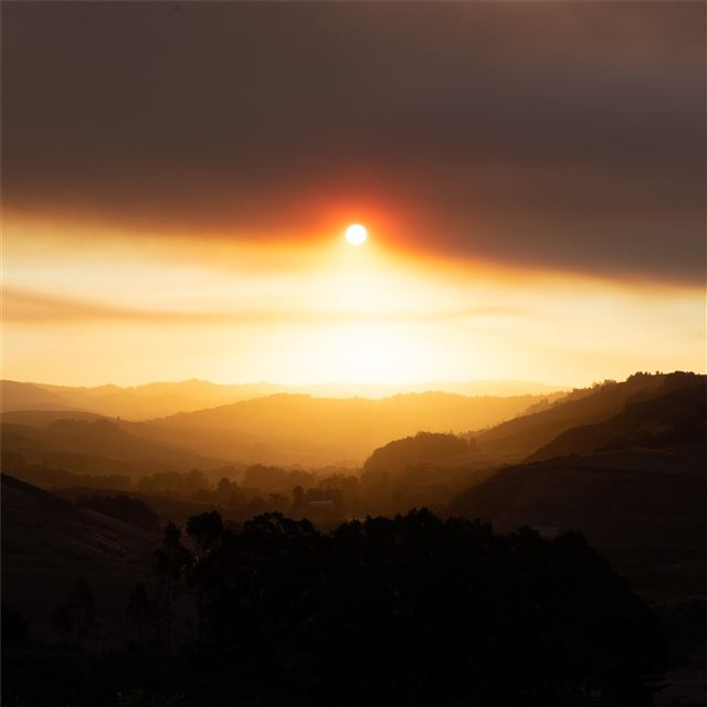 2732x2732 sun rays over mountains 5k - mountains iPad Pro Wallpaper