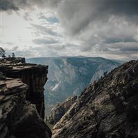 yosemite valley 8k wallpaper