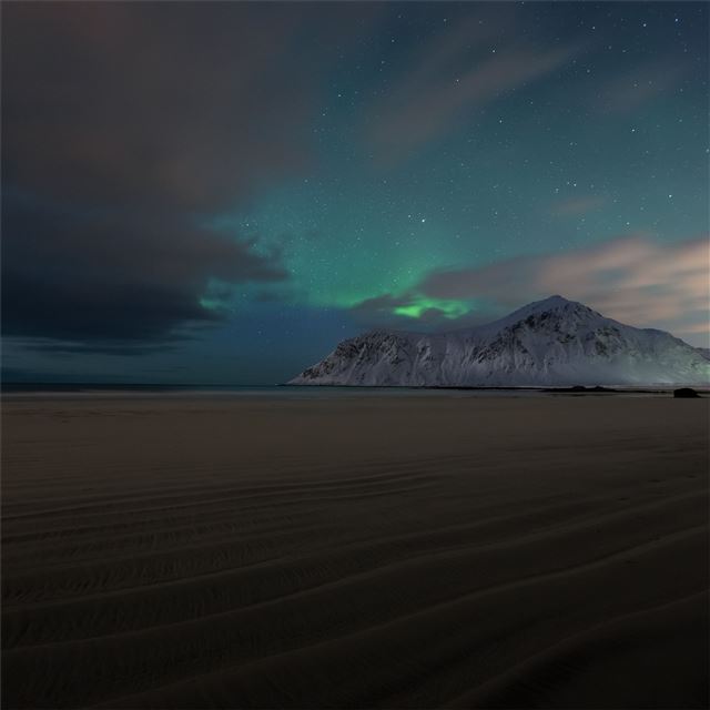 2732x2732 aurora borealis mountains sand landscape 4k - landscape iPad Pro Wallpaper