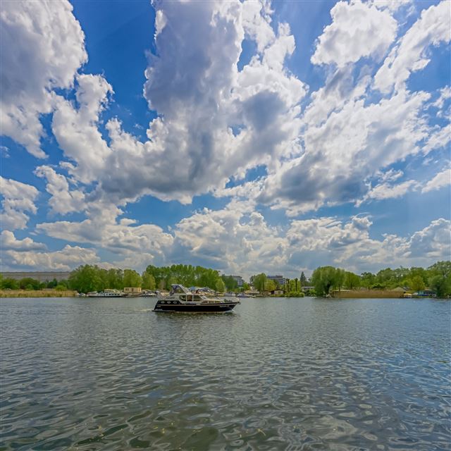 2732x2732 Berlin Koepenick River Boat Sky Clouds - scenery iPad Pro Wallpaper
