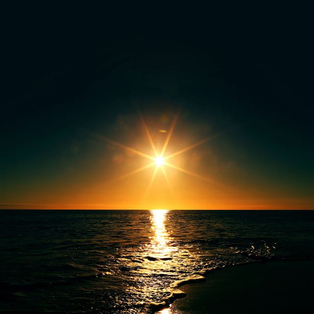 2732x2732 Sunset Beach Sea Nature Sky - gray iPad Pro Wallpaper