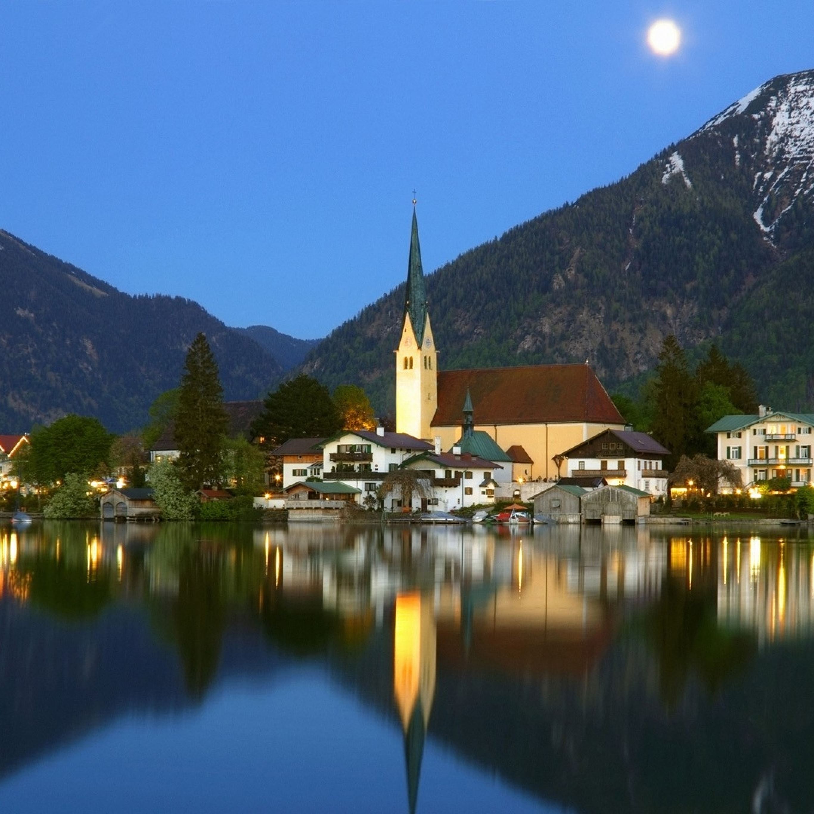 Bavaria germany. Бавария Германия Тегернзее. Тегернзее озеро в Германии. Озеро Тегернзее в Баварии. Лунгерн Швейцария.