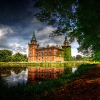 Castle pond trees wallpaper