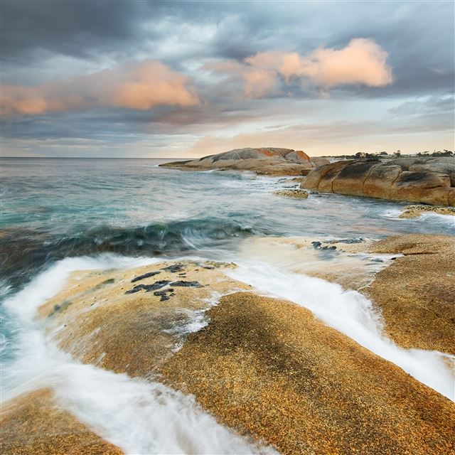 2732x2732 Ocean sand waves coast sea - cyan iPad Pro Wallpaper