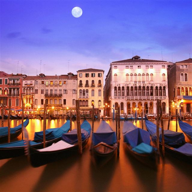 2732x2732 City on the water night moon building - water iPad Pro Wallpaper