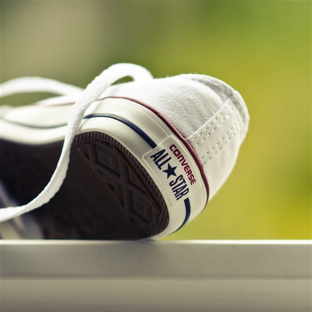 2732x2732 Converse sneakers shoes brand -  iPad Pro Wallpaper