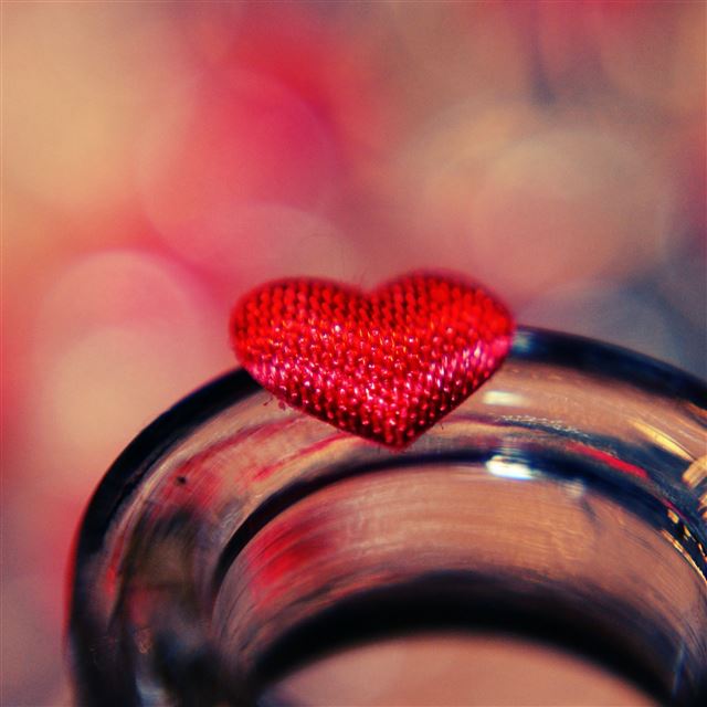 2732x2732 Heart glass light -  iPad Pro Wallpaper
