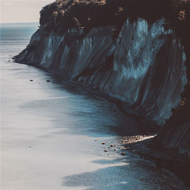 2732x2732 Sea coast dark -  iPad Pro Wallpaper
