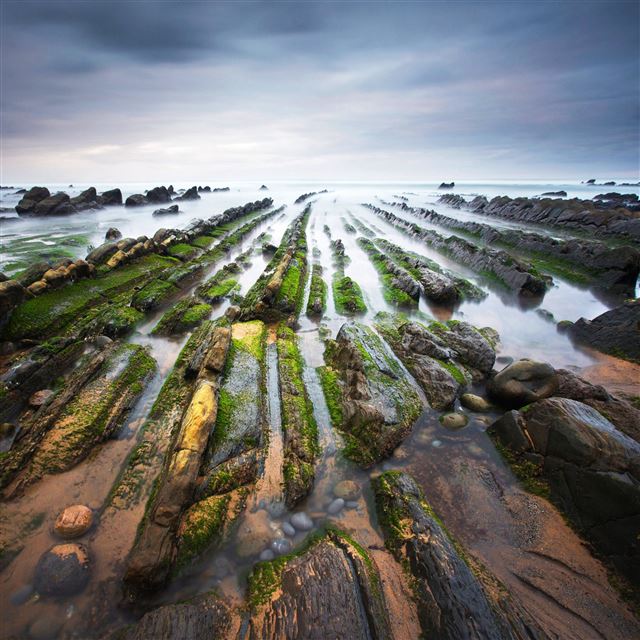 2732x2732 Spain barrika bay of biscay coast - gray iPad Pro Wallpaper