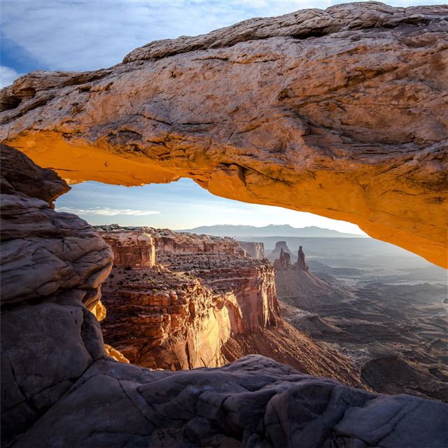 2732x2732 la sal mountain range arch 5k - mountains iPad Pro Wallpaper