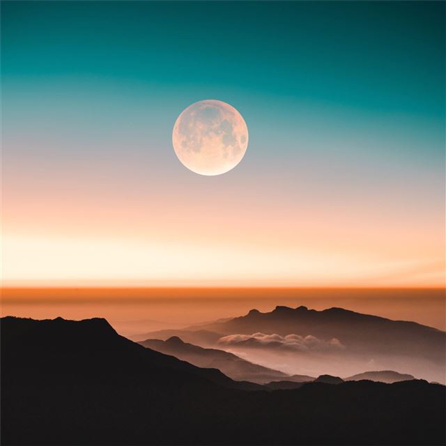 2732x2732 from tops of adams peak - mountains iPad Pro Wallpaper