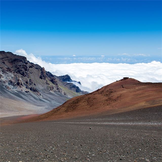 2732x2732 volcano haleakala on the hawaiian island 4k - volcano iPad Pro Wallpaper