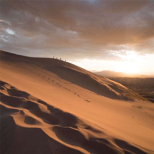 1024x1024 desert 4k - desert iPad Wallpaper