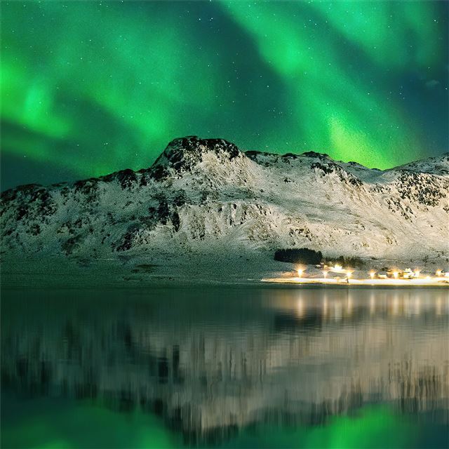 1024x1024 mountains near aurora 4k - mountains iPad Wallpaper