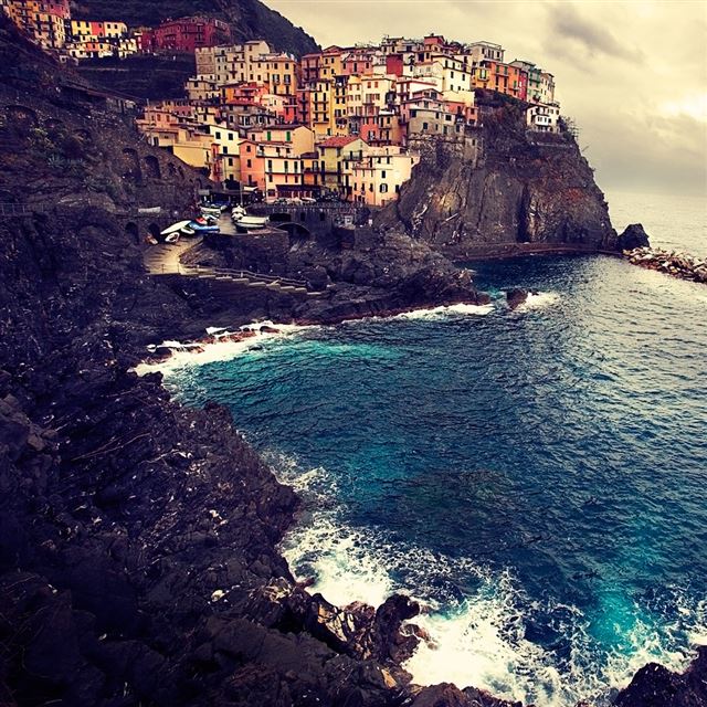 1 Wallpapers In Manarola Wallpapers For iPad