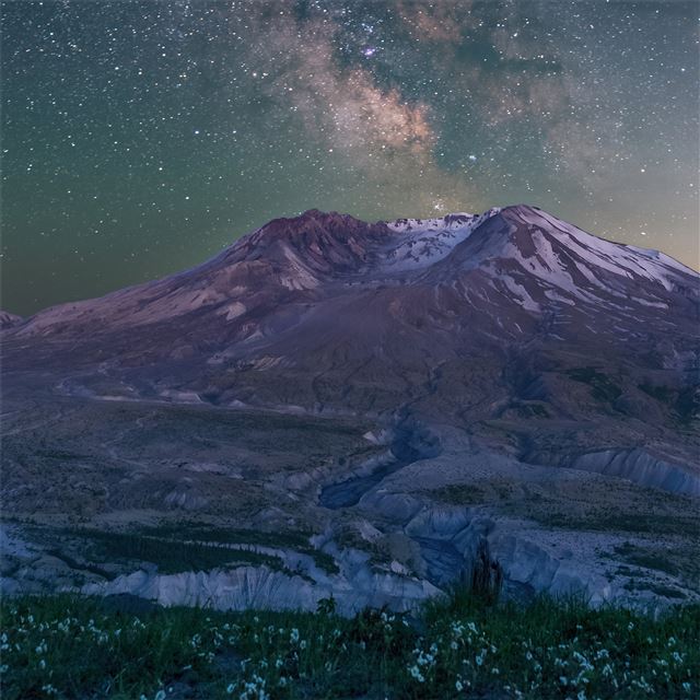 2732x2732 mt st helens washington 5k -  iPad Wallpaper