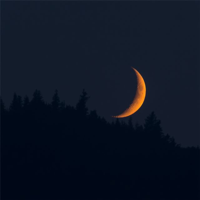 1024x1024 moonset 4k - nature iPad Wallpaper