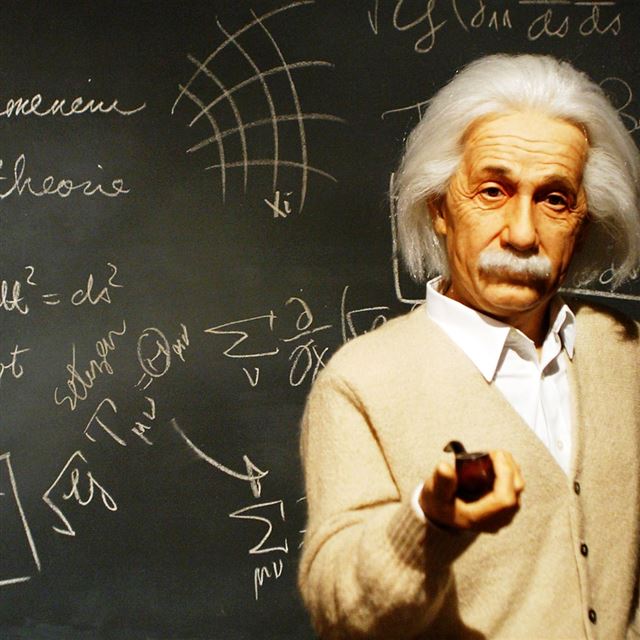 1024x1024 Albert Einstein Teacher - man iPad Wallpaper
