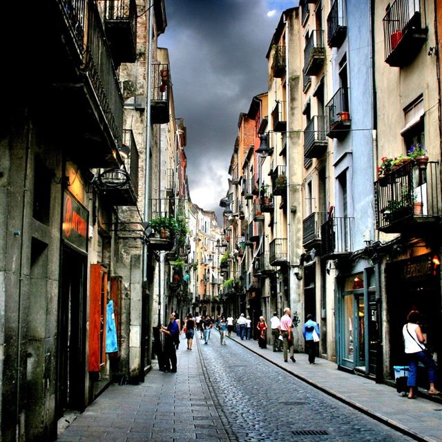 1024x1024 Girona - cyan iPad Wallpaper