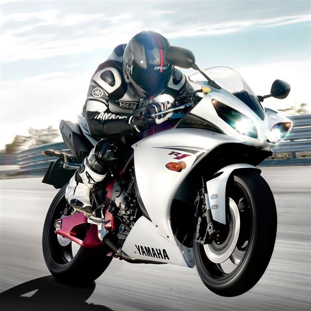 1024x1024 Yamaha Yzf R1 - road iPad Wallpaper