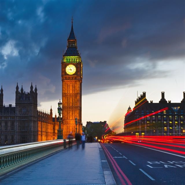 1024x1024 Big Ben Uk London City Street - road iPad Wallpaper
