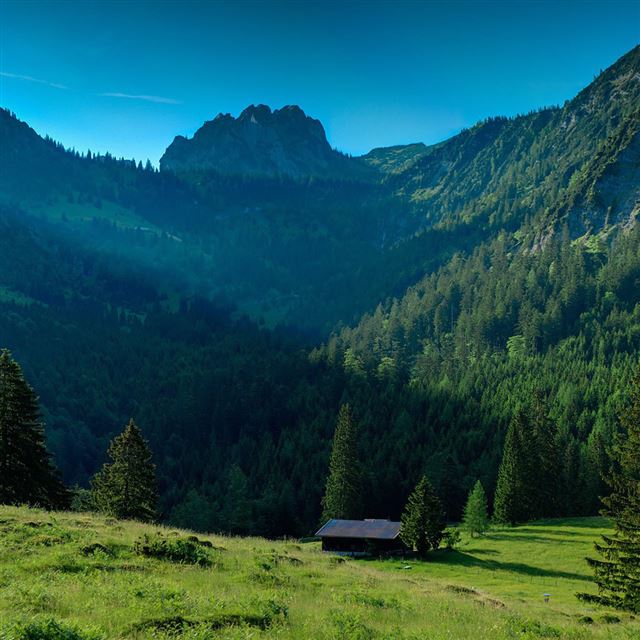 1024x1024 House In The Mountains - house iPad Wallpaper