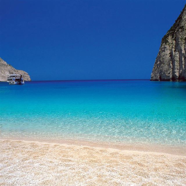 1024x1024 Beach in greece - yellow iPad Wallpaper