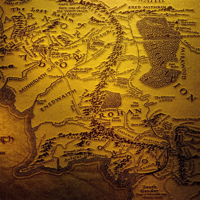 1024x1024 The Realm Of Middle Earth - path iPad Wallpaper