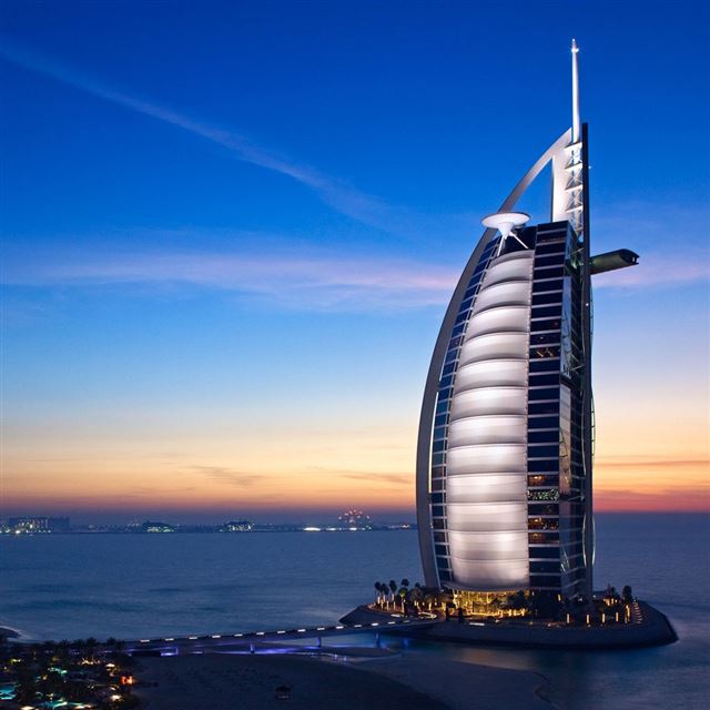 1024x1024 Tower of the Arabs - orange iPad Wallpaper
