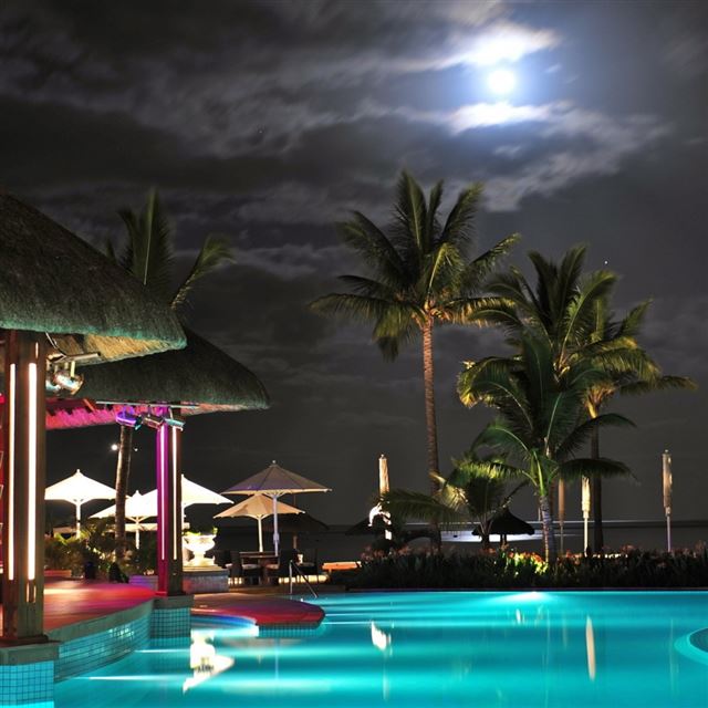 1024x1024 Swimming Pool Resort - swimming iPad Wallpaper