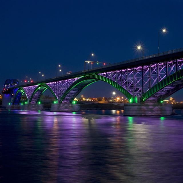 1024x1024 Peace bridge at night - river iPad Wallpaper