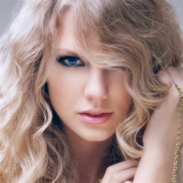 1024x1024 Taylor Swift - women iPad Wallpaper