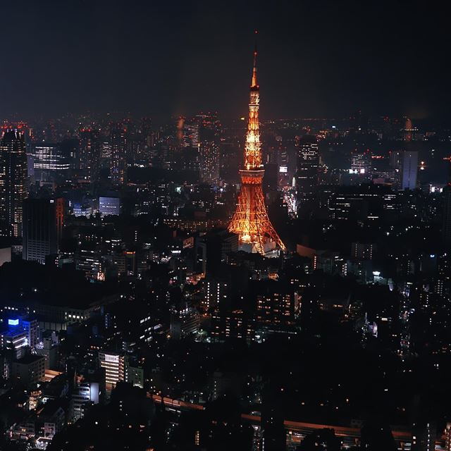 1024x1024 Night In Paris - paris iPad Wallpaper