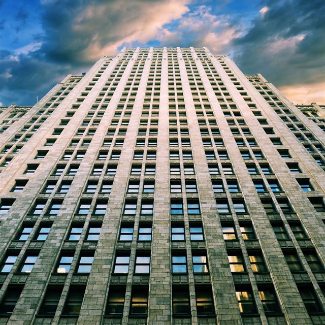 1024x1024 Tall Skyscraper - city iPad Wallpaper