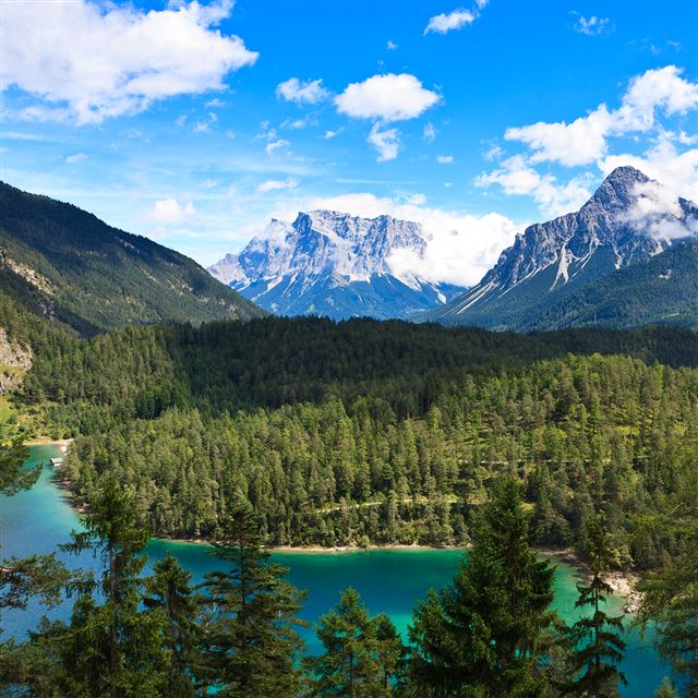 1024x1024 Blue Lake - scenery iPad Wallpaper
