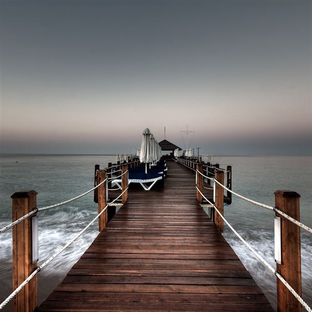 1024x1024 Grey Dawn - grey iPad Wallpaper