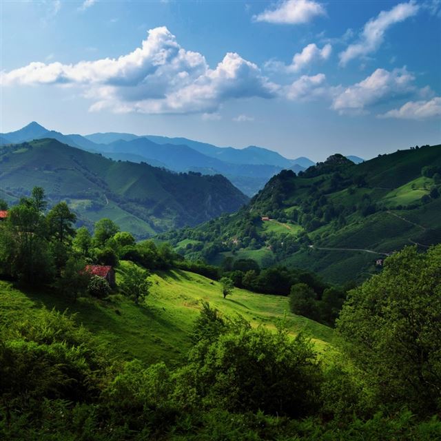 1024x1024 Cantabrian Mountains - mountains iPad Wallpaper