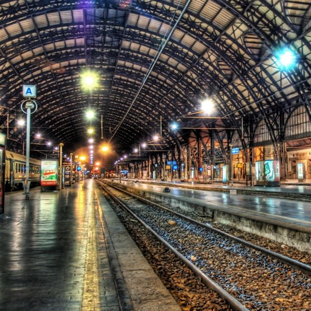 1024x1024 Inside A Train Station - inside iPad Wallpaper