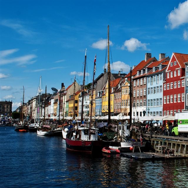 1024x1024 Copenhagen - ship iPad Wallpaper