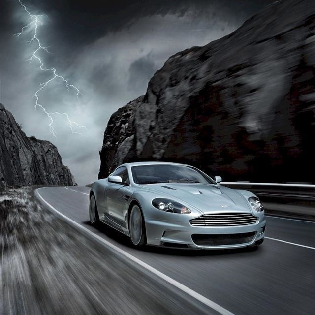 1024x1024 Aston Martin - speed iPad Wallpaper