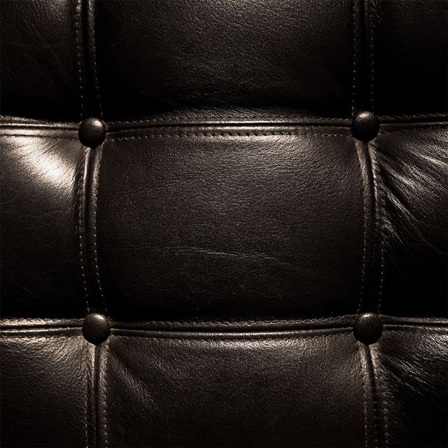 1024x1024 Leather Texture - brown iPad Wallpaper