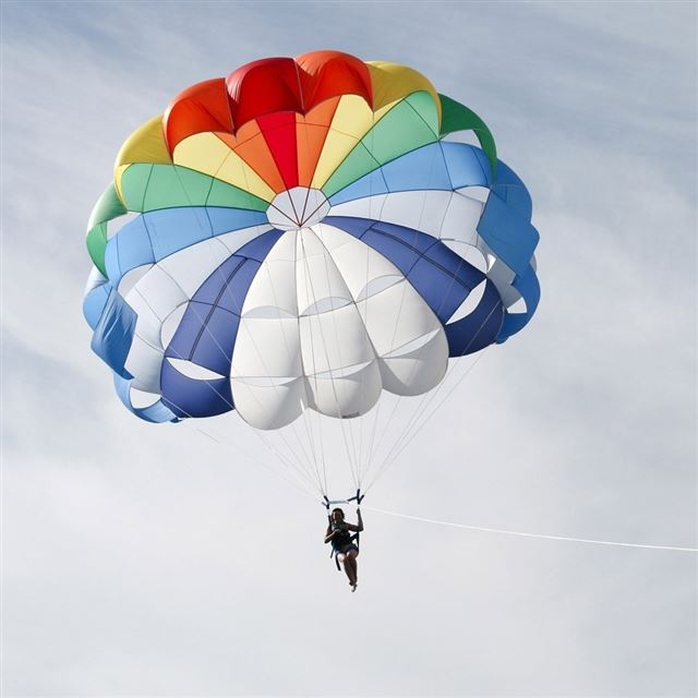 1024x1024 Parachute Gliding -  iPad Wallpaper
