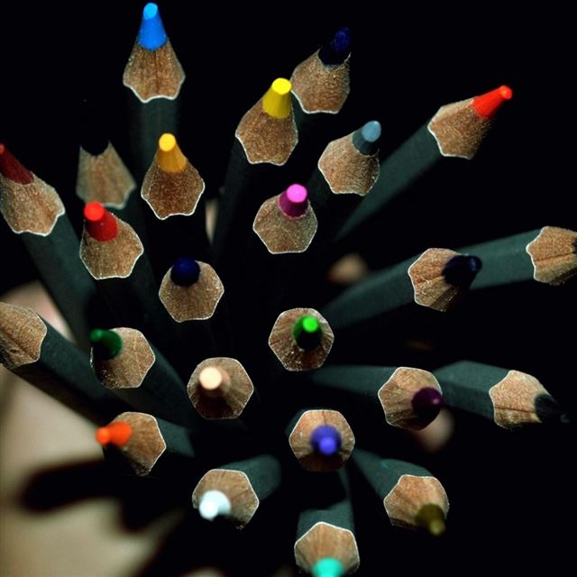 1024x1024 pencils -  iPad Wallpaper