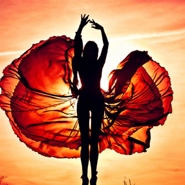 1024x1024 Sunset Dancing Girl -  iPad Wallpaper