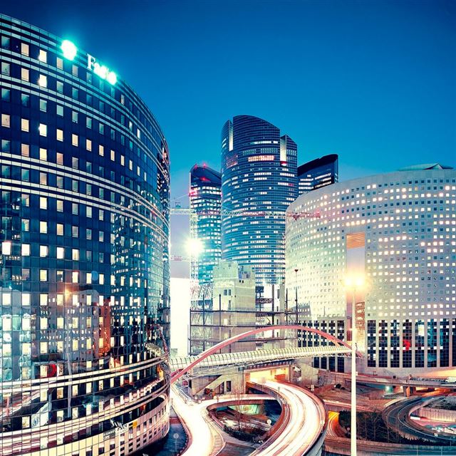 1024x1024 City night - house iPad Wallpaper